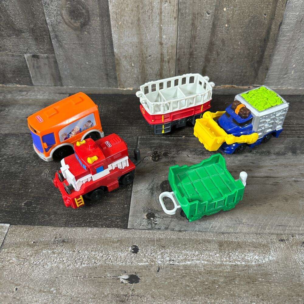 Fisher-Price GeoTrax‎ Train & Vehicle Lot Engines Fire Truck Dump Truck Bus